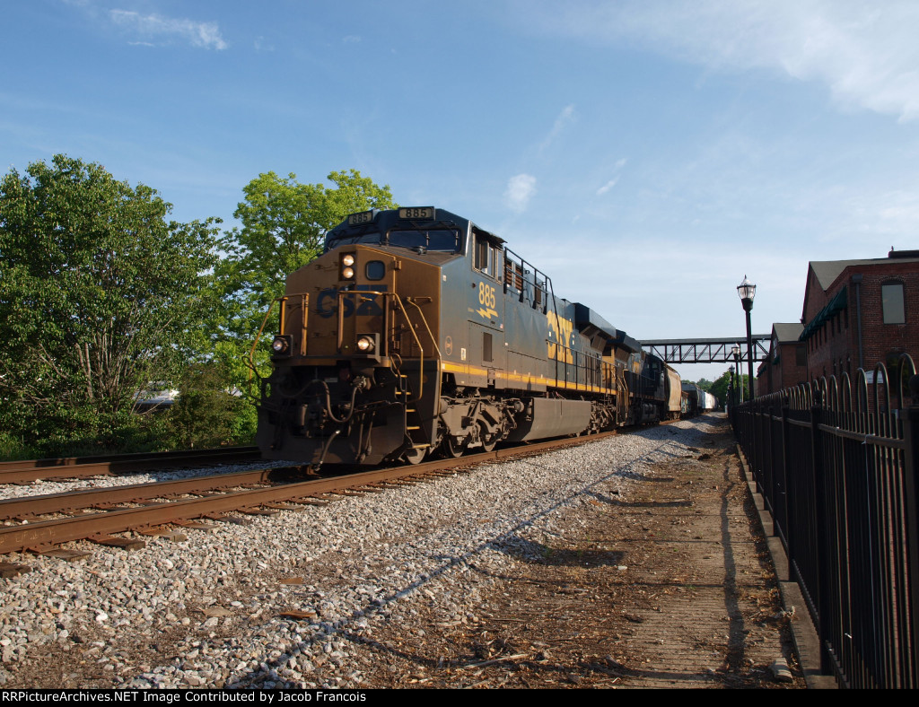 CSX 885